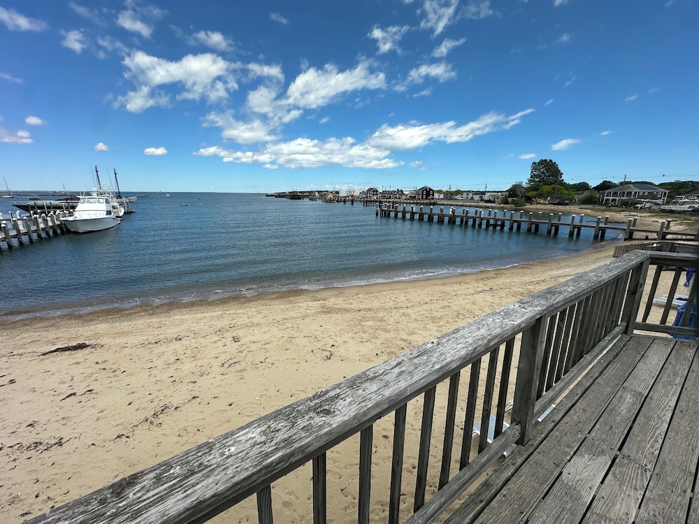 Vineyard Harbor Motel Private Beach - photo 366