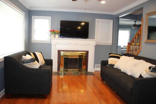 Beautiful place minutes away to New York City . — hotel near Teterboro Airport