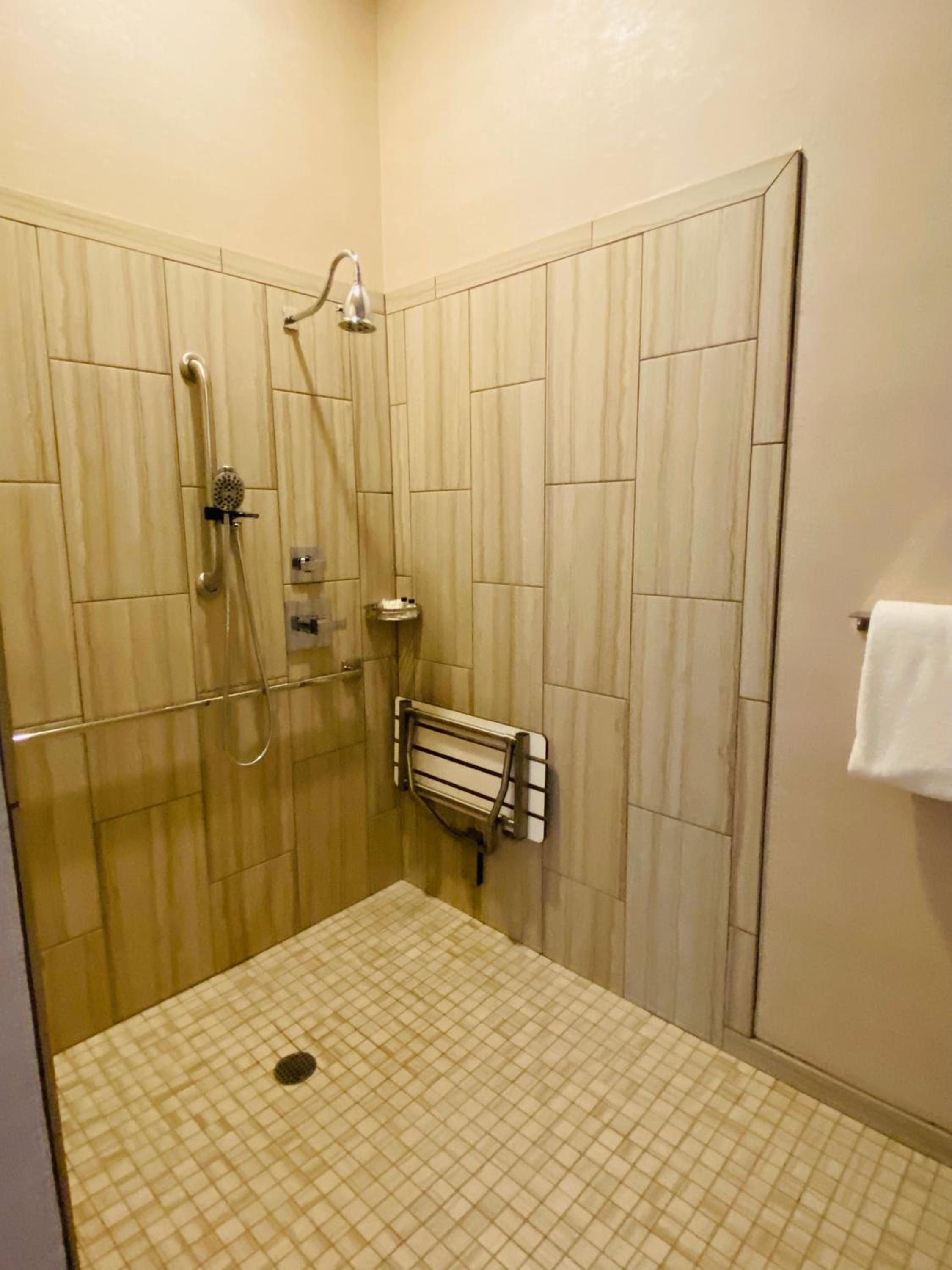 Harlow Hotel - photo 25