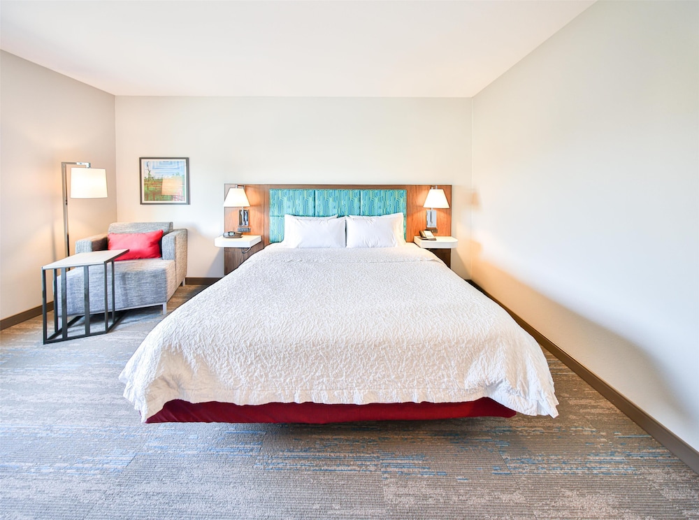 Hampton Inn & Suites Seattle Kent WA - photo 32