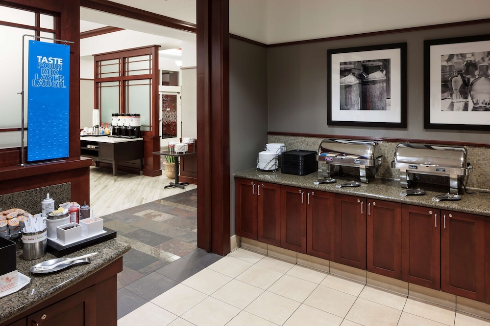 Hampton Inn & Suites Oklahoma City Bricktown - photo 36