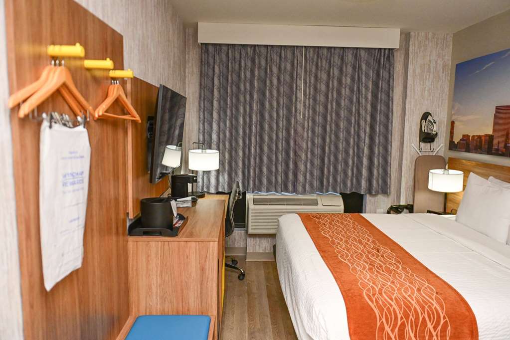Days Inn by Wyndham Bronx NYC - photo 15
