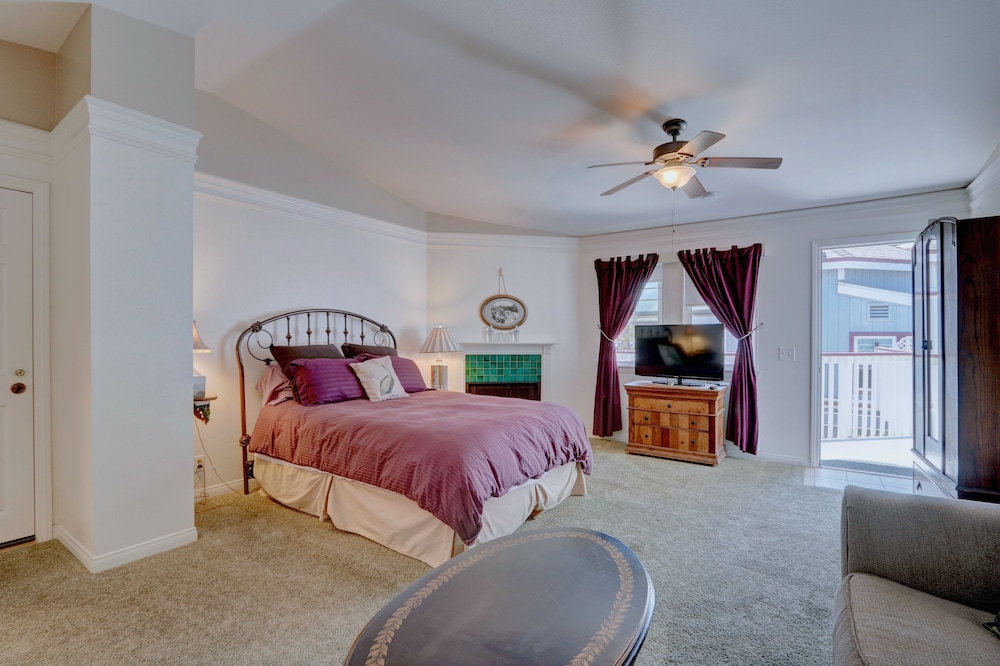 Pelican Cove Inn - photo 54
