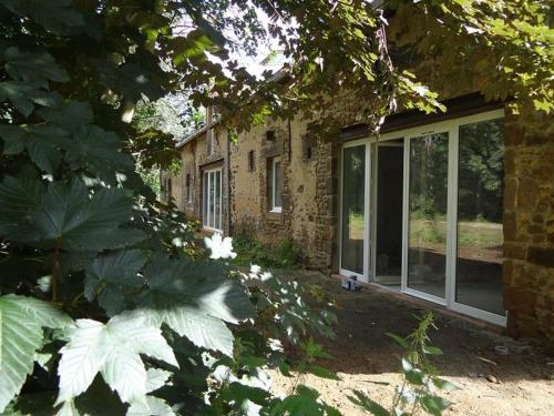 Gite La Bazoge 5 Pièces 8 Personnes Fr 1 410 254 — 4-Star Luxury Hotel in La Bazoge, France