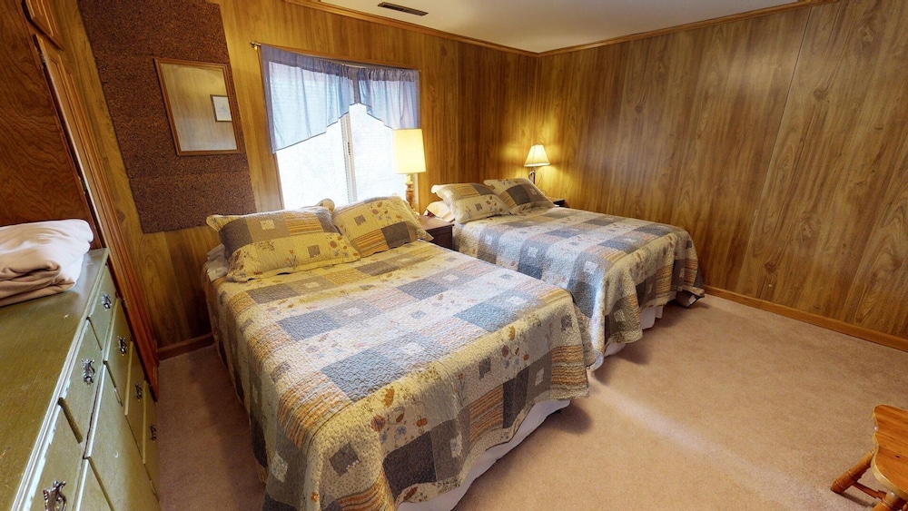 Hideout FT Abajo Stunning Views - photo 5