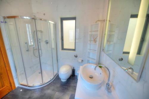 Spacious 3bedrooms with spectacular views GOSLM 6 — 4-Star Luxury Hotel in Sliema, Malta