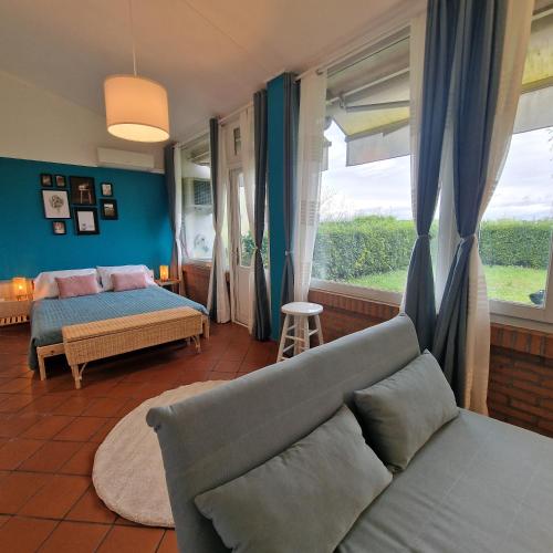 Residenza Vittoria — 4-Star Luxury Hotel in Bagnolo San Vito, Italy