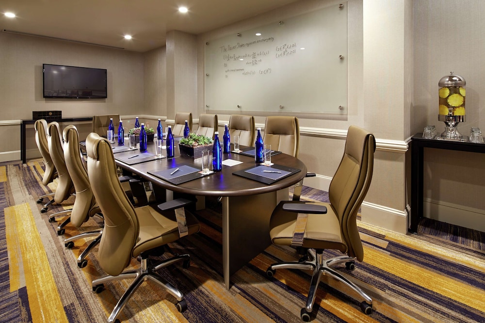 Hilton San Diego Mission Valley - photo 41