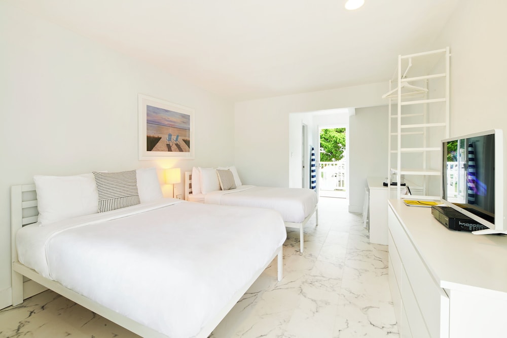 Hotel Corduroy - featured photo
