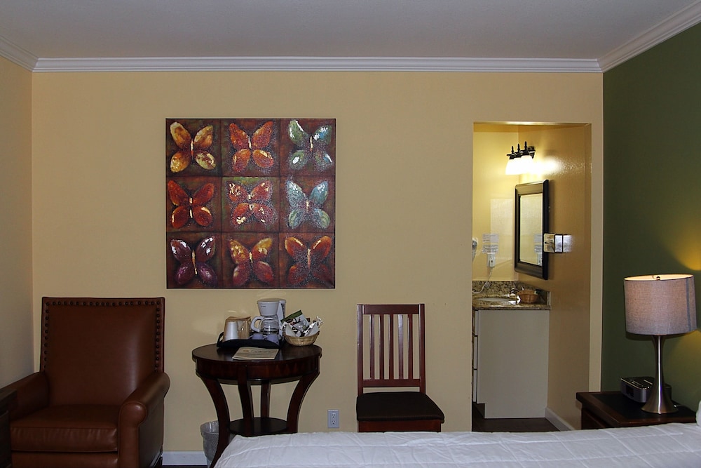 Tea Garden Lodge - photo 6