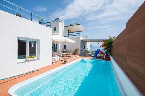White Blue Luxury Villa 2 — 4-Star Luxury Hotel in Korinthos, Greece