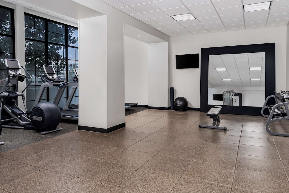 Embassy Suites by Hilton Nashville Airport - photo 30