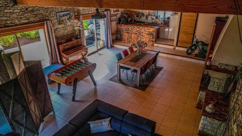 La Chevrerie - carbon neutral hotel in Gorges