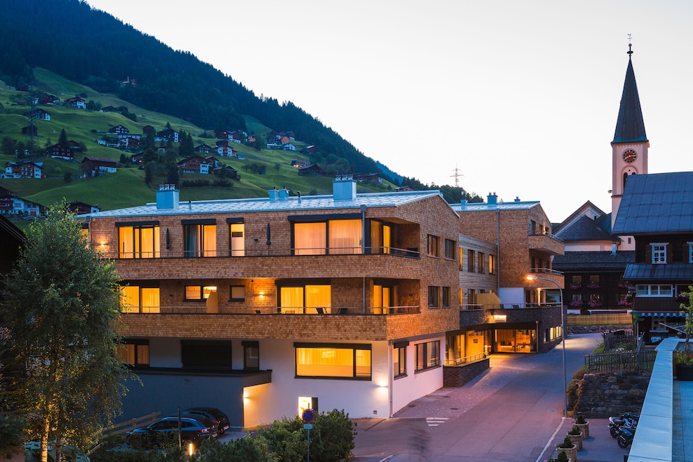 Sporthotel Chalets — Gaschurn — photo 3