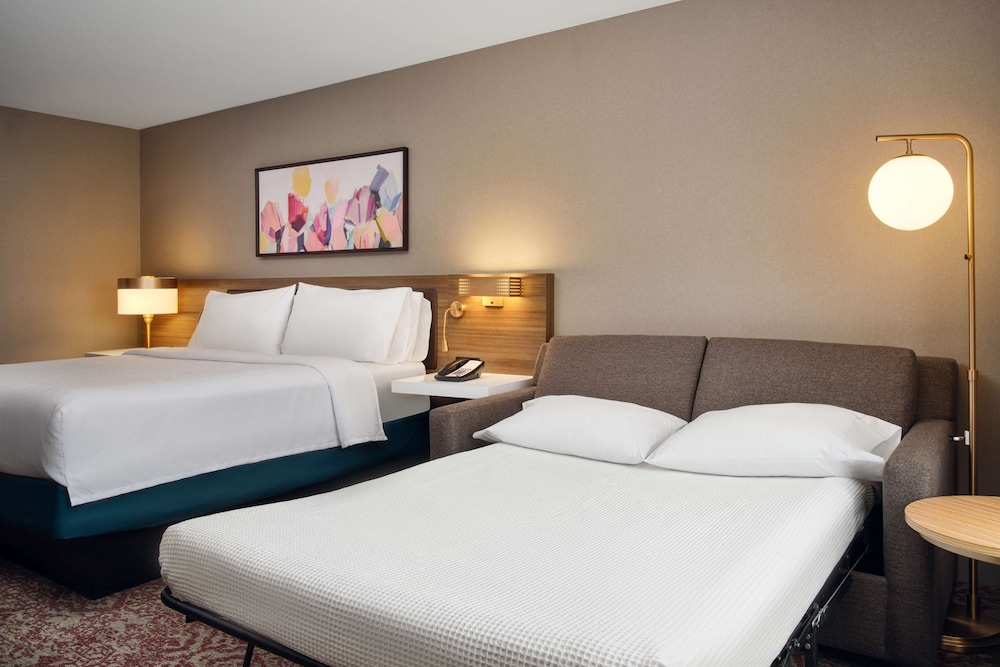 Hilton Garden Inn Schaumburg - photo 15