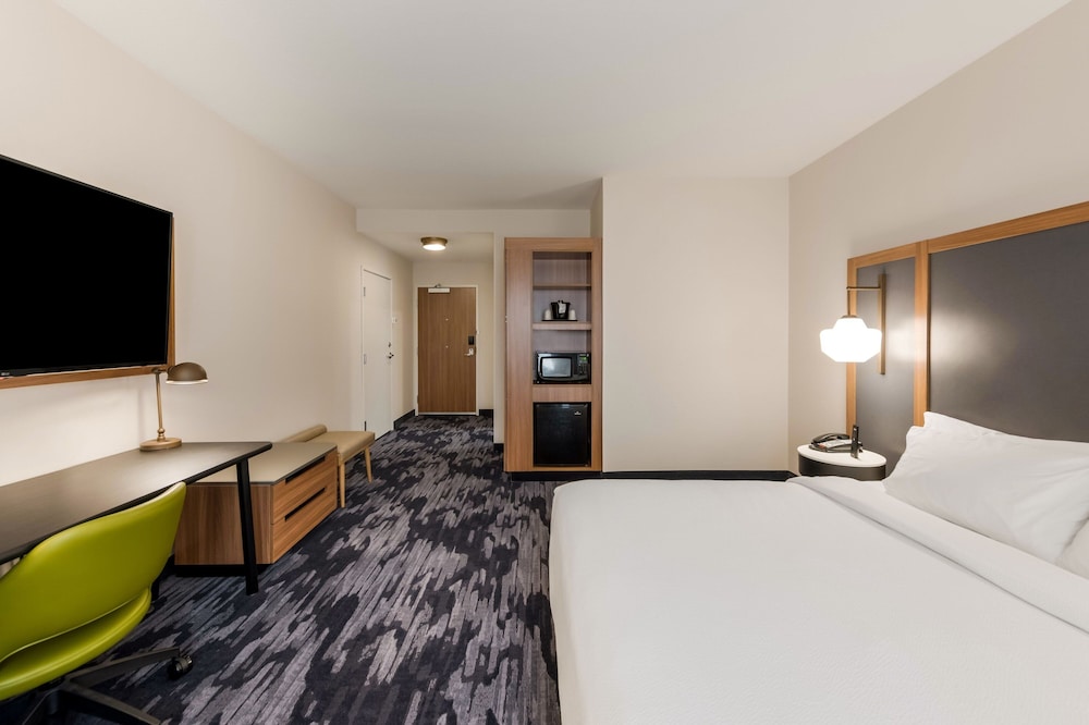 Fairfield Inn & Suites by Marriott Columbus Canal Winchester - photo 6