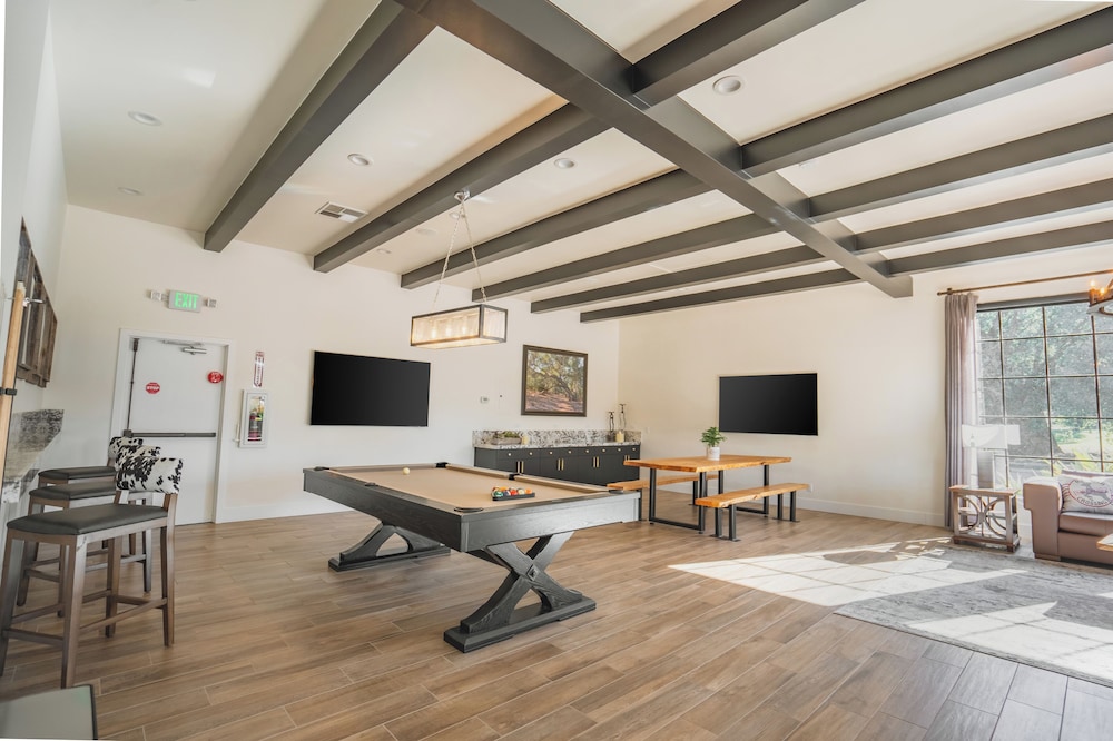 Riviera Oaks Resort - photo 5