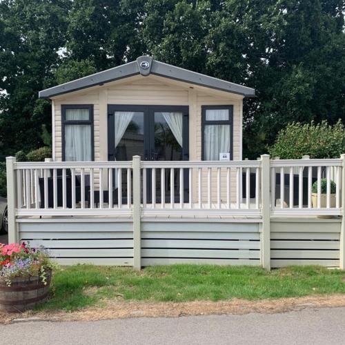 Poppy 44 — hotel in Ferndown