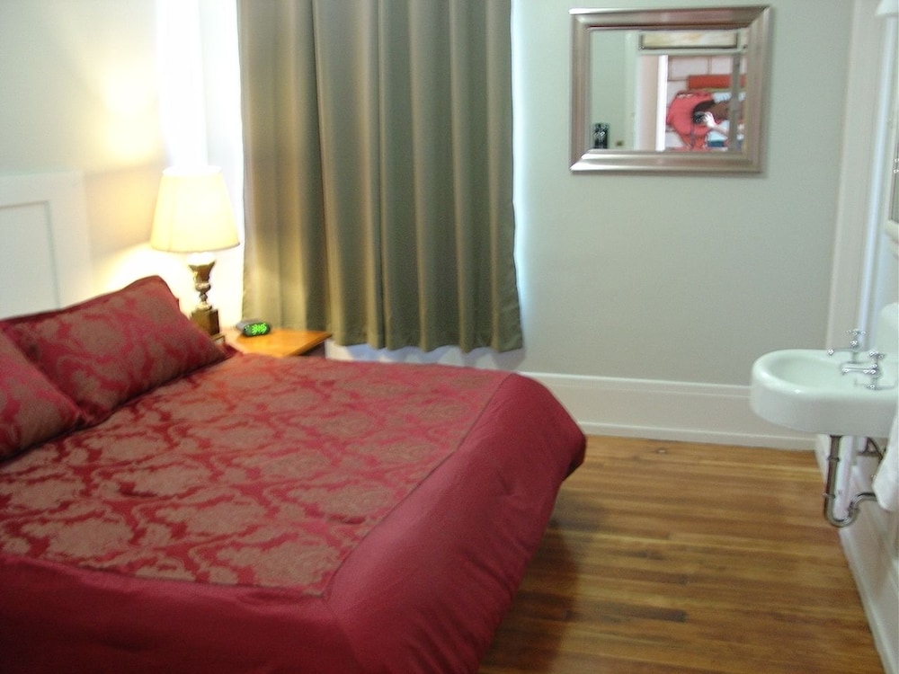 Centralia Square Grand Ballroom and Vintage Hotel - photo 28
