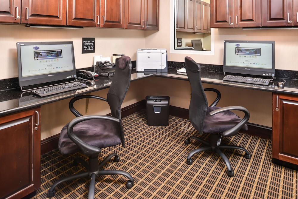 Hampton Inn Statesville - photo 69