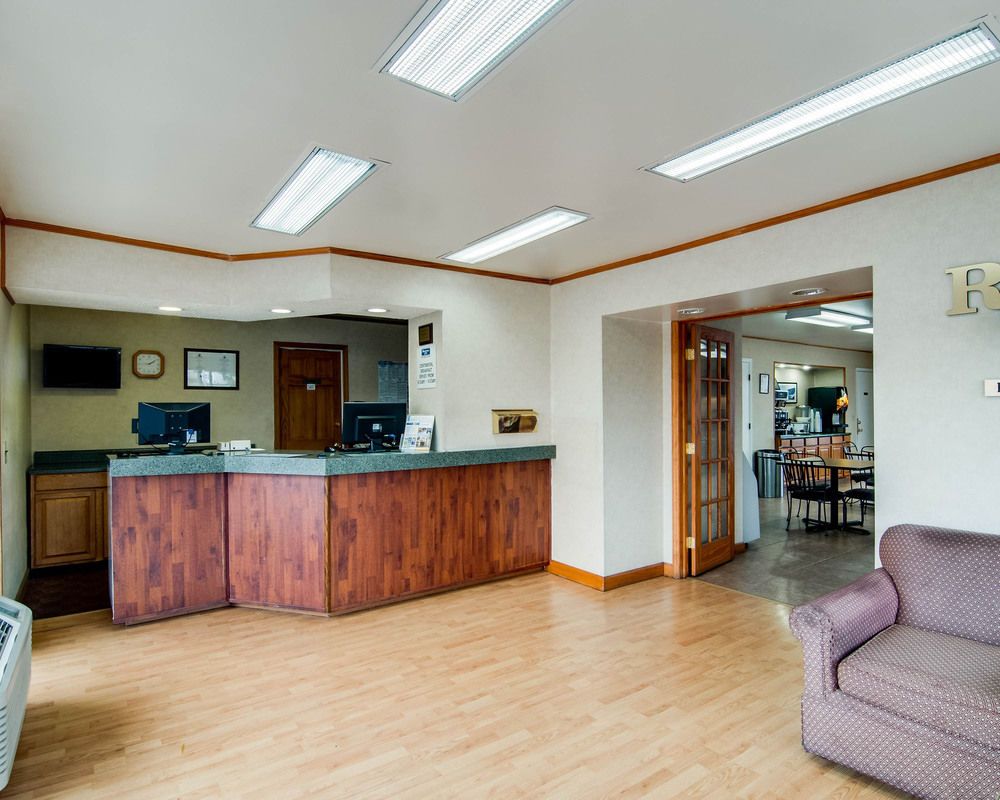 Rodeway Inn Civic Center - photo 4