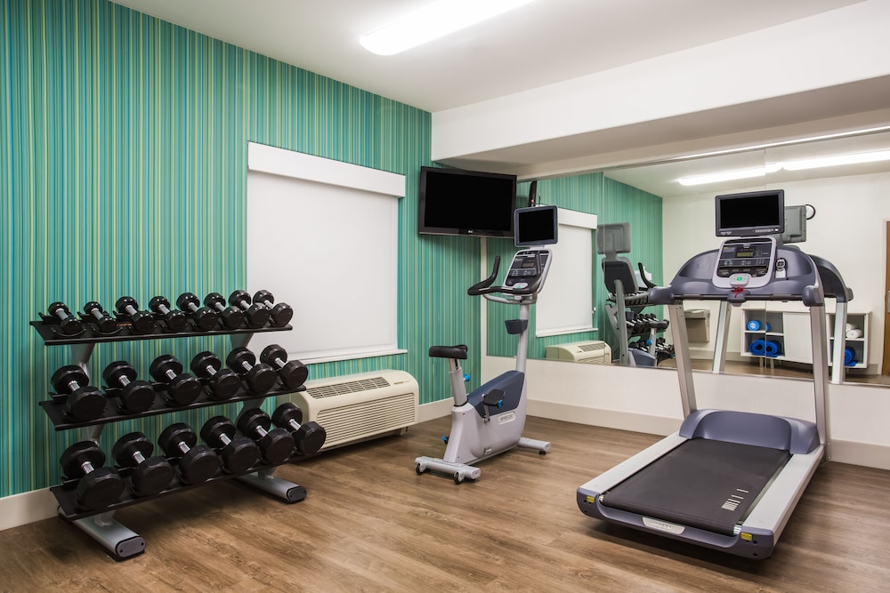 Holiday Inn Express & Suites Cedar City by IHG - photo 31