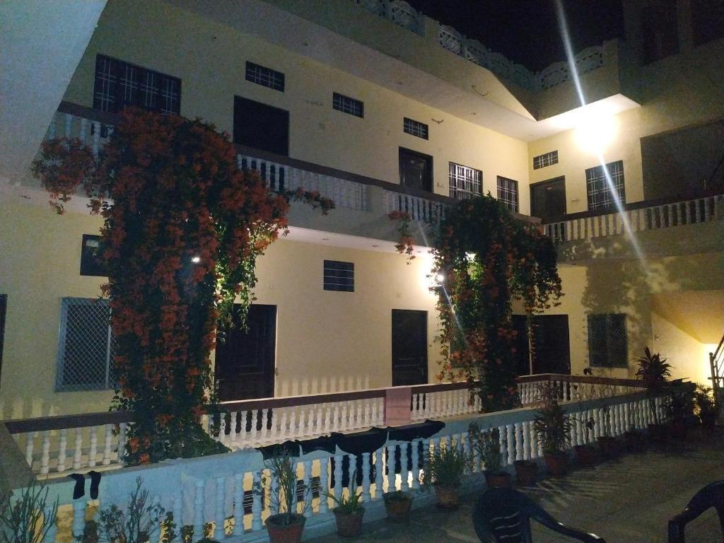 Keshav Palace - carbon neutral hotel in Pushkar