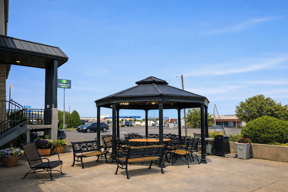 Sundowner Inn By Capital O Forsyth I 94 — Forsyth