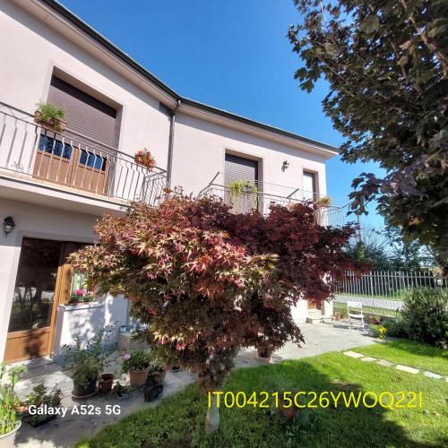 Acero Rosso Apartment — 4-Star Luxury Hotel in Savigliano, Italy