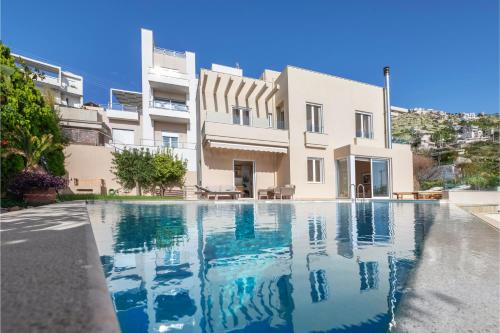 Serenity Villa by Comfortbnb — 4-Star Luxury Hotel in Saronida, Greece