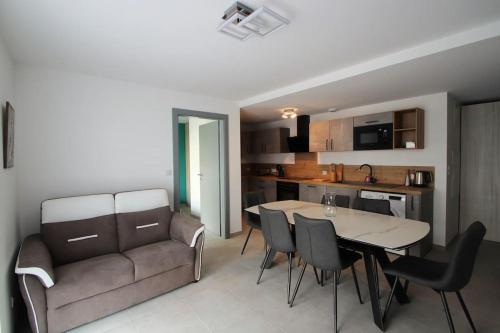 L’aurore in Gerardmer, France