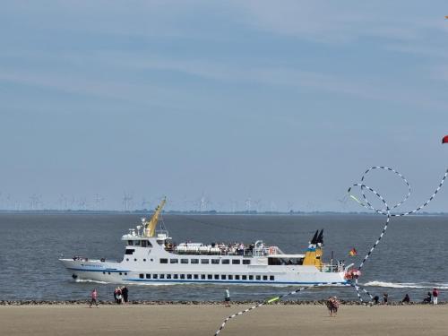 Meerblick 424 im Haus Trafalgar — 4-Star Luxury Hotel in Cuxhaven, Germany