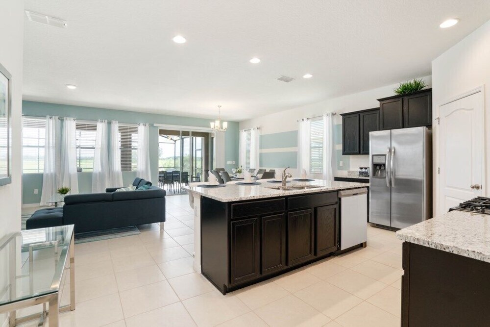 Lovely 4 Bed Pool Hm at Solterra Resort - photo 13