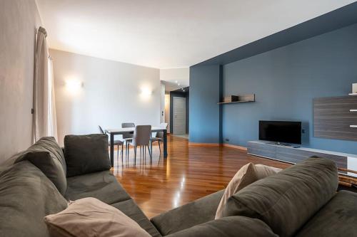 Casa Bianca Bruino Privacy E Confort — 4-Star Luxury Hotel in Bruino, Italy