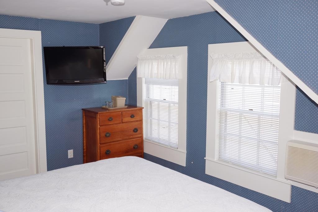 Seadar Inn by the Sea in Harwich Port, United States