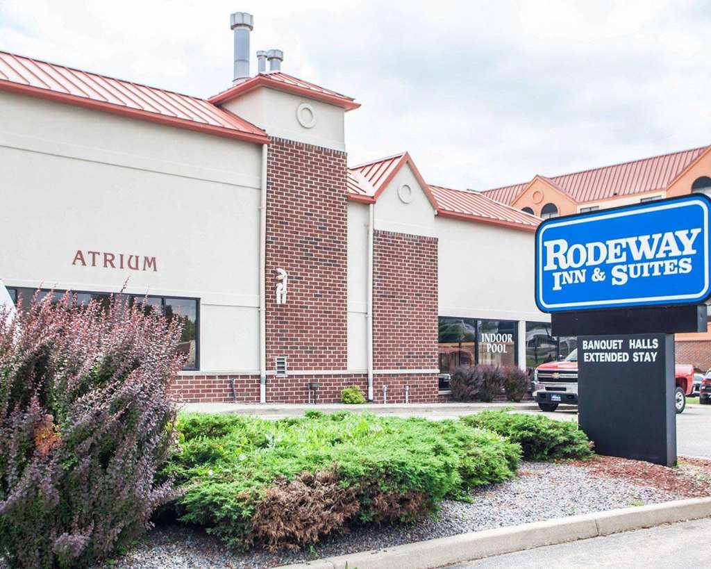 Rodeway Inn & Suites Milwaukee Airport in Milwaukee, United States