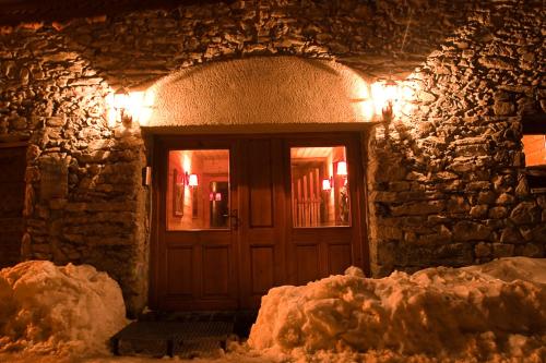 Aux Grandes Cours - last minute hotel in Unknown City