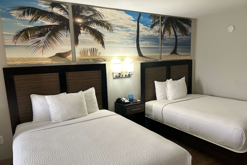 Days Inn by Wyndham Panama City Callaway - photo 10