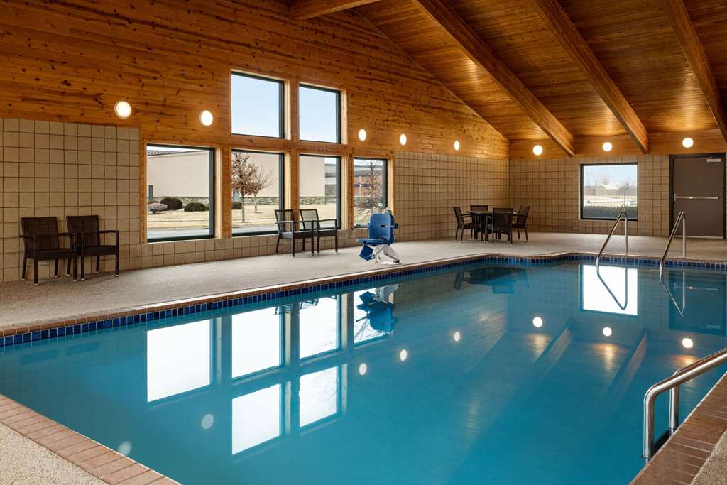 Americinn by Wyndham Lincoln South - photo 8