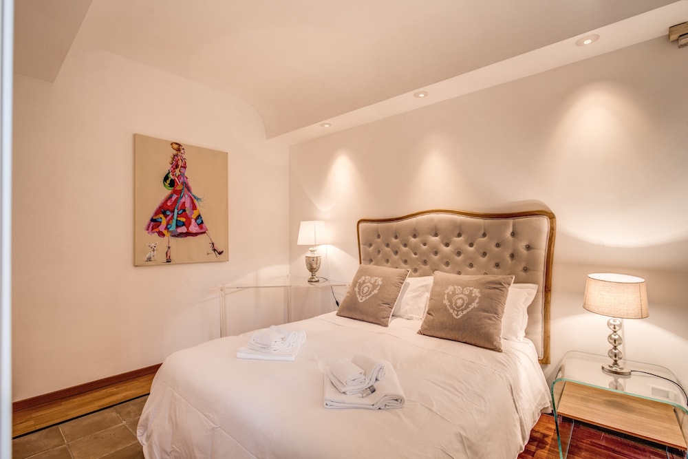 HI Margutta Apartment — 4-Star Luxury Hotel in Rome, Italy