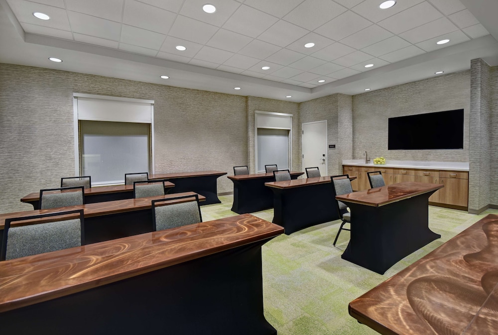 Home2 Suites by Hilton Atlanta Airport North - photo 42