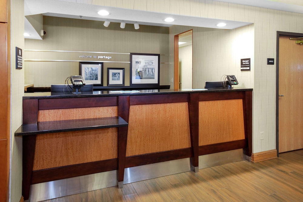 Hampton Inn Portage - photo 5
