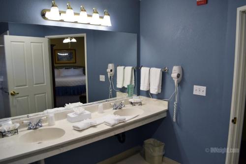 Sebastopol Inn - photo 65