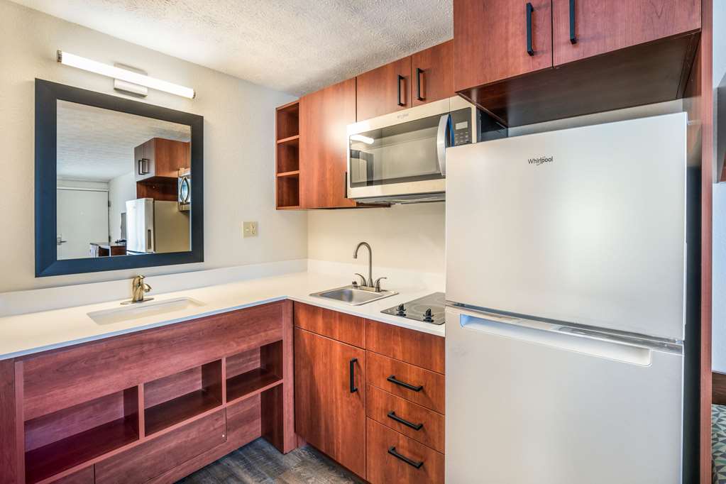 Suburban Studios Middlesboro - photo 13