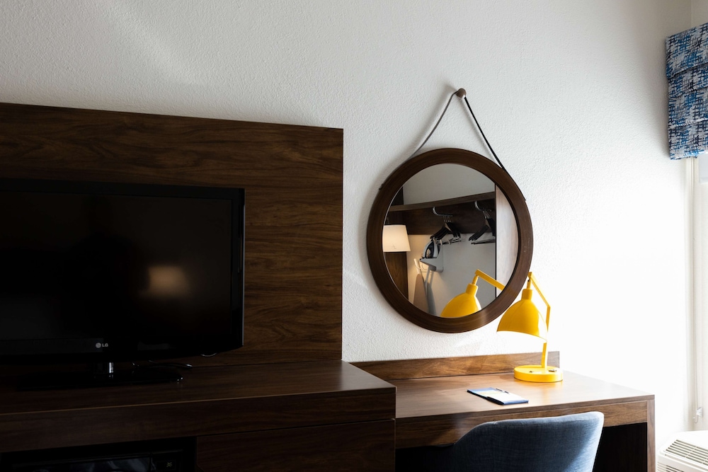 Hampton Inn by Hilton of Kuttawa Eddyville - photo 17