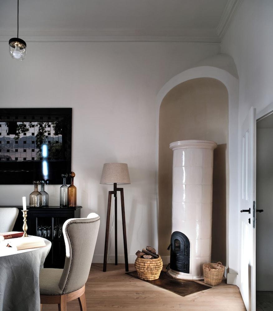 Bethlen Estates Transylvania — hotel in Danes
