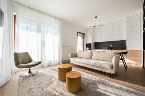 Mokotów Postępu Chic Apartment by BookingHost — 4-Star Luxury Hotel in Warsaw, Poland