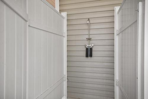 Pawsitively Paradise by Oak Island Accommodations - photo 41