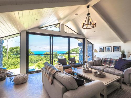 Ty Machlud Tresaith in Cardigan, United Kingdom