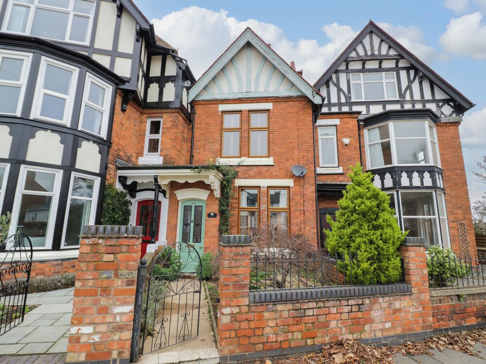 The Gables - last minute hotel in Rugby